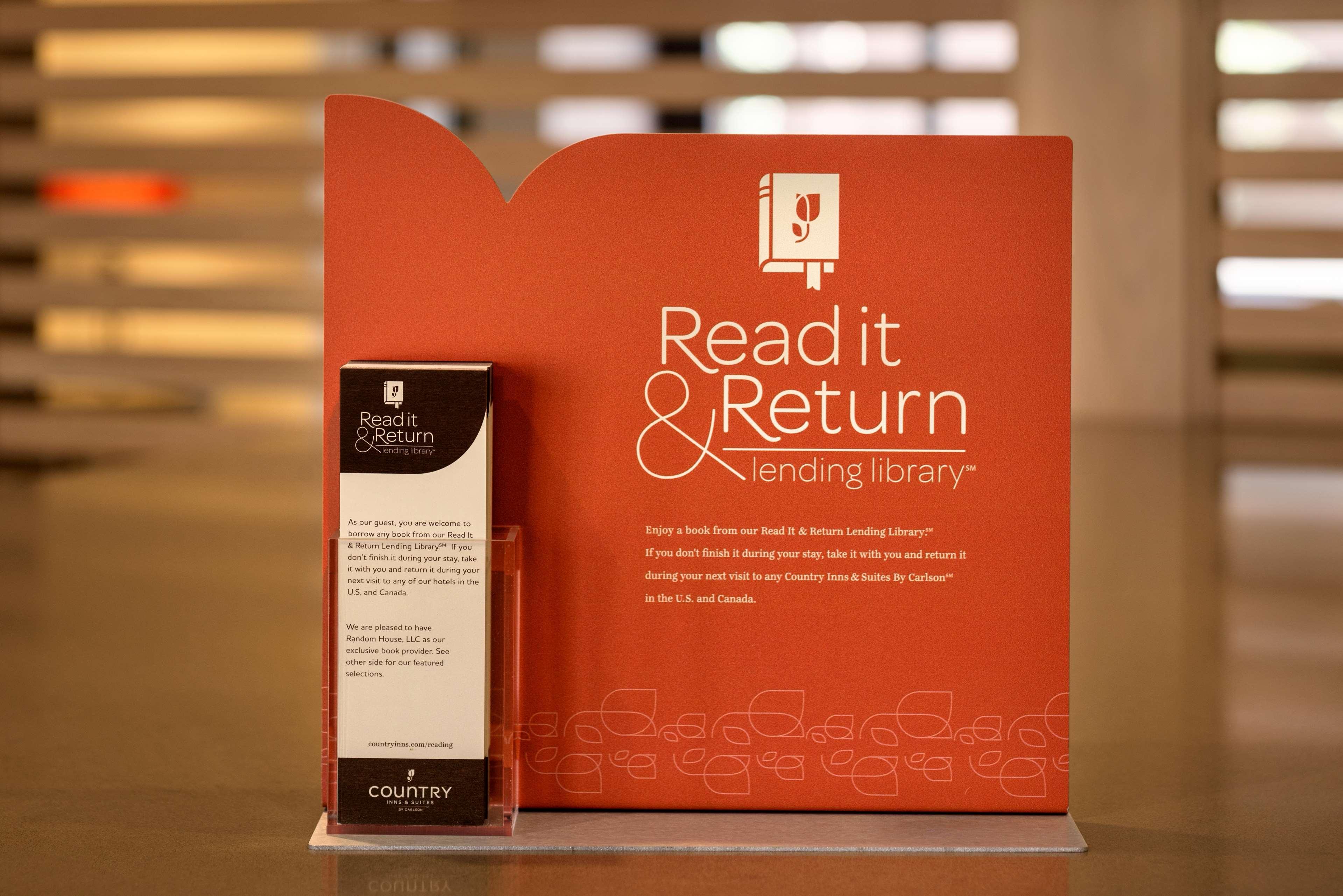 Country Inn & Suites By Radisson, Coralville, Ia מראה חיצוני תמונה