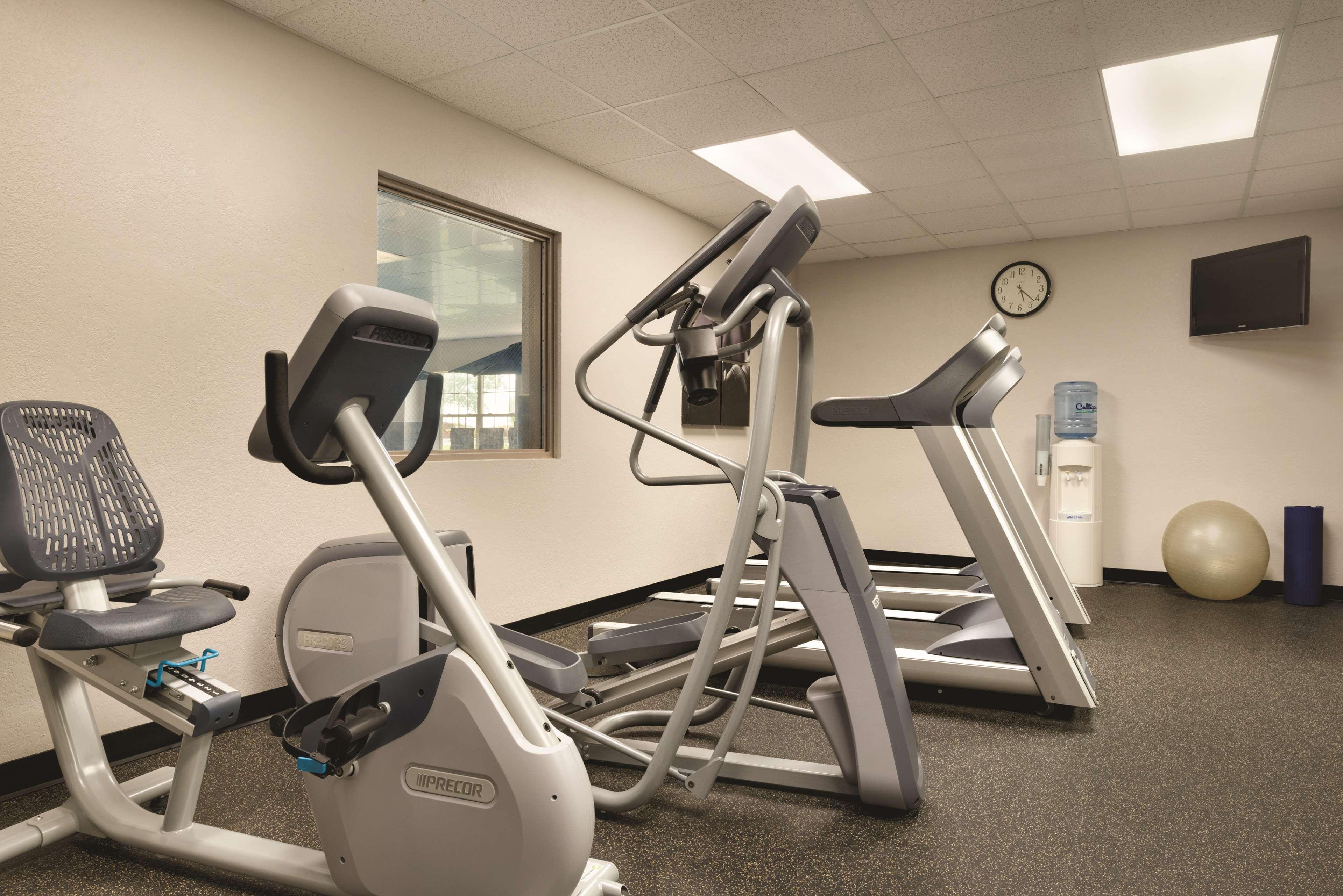 Country Inn & Suites By Radisson, Coralville, Ia מראה חיצוני תמונה