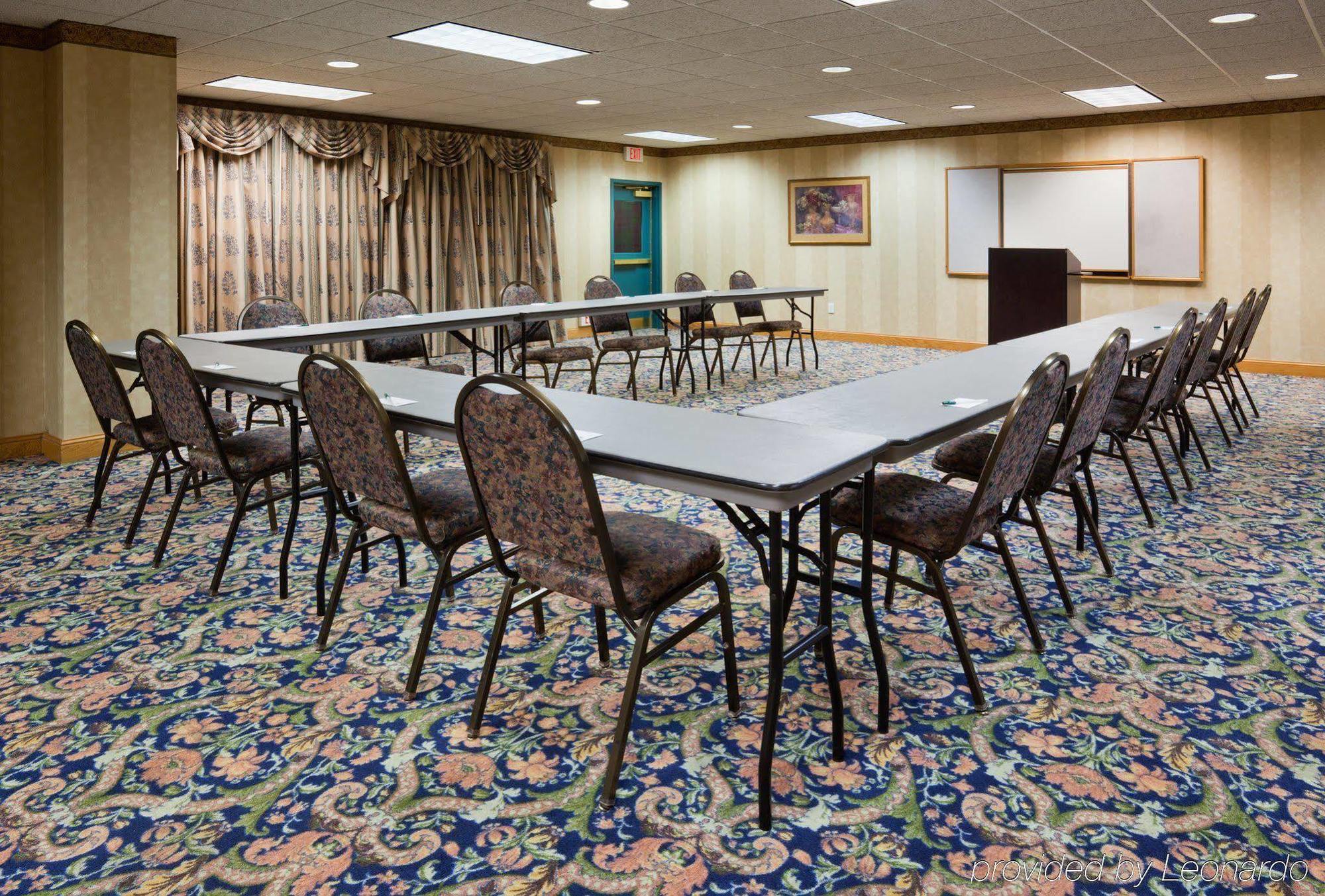 Country Inn & Suites By Radisson, Coralville, Ia מראה חיצוני תמונה