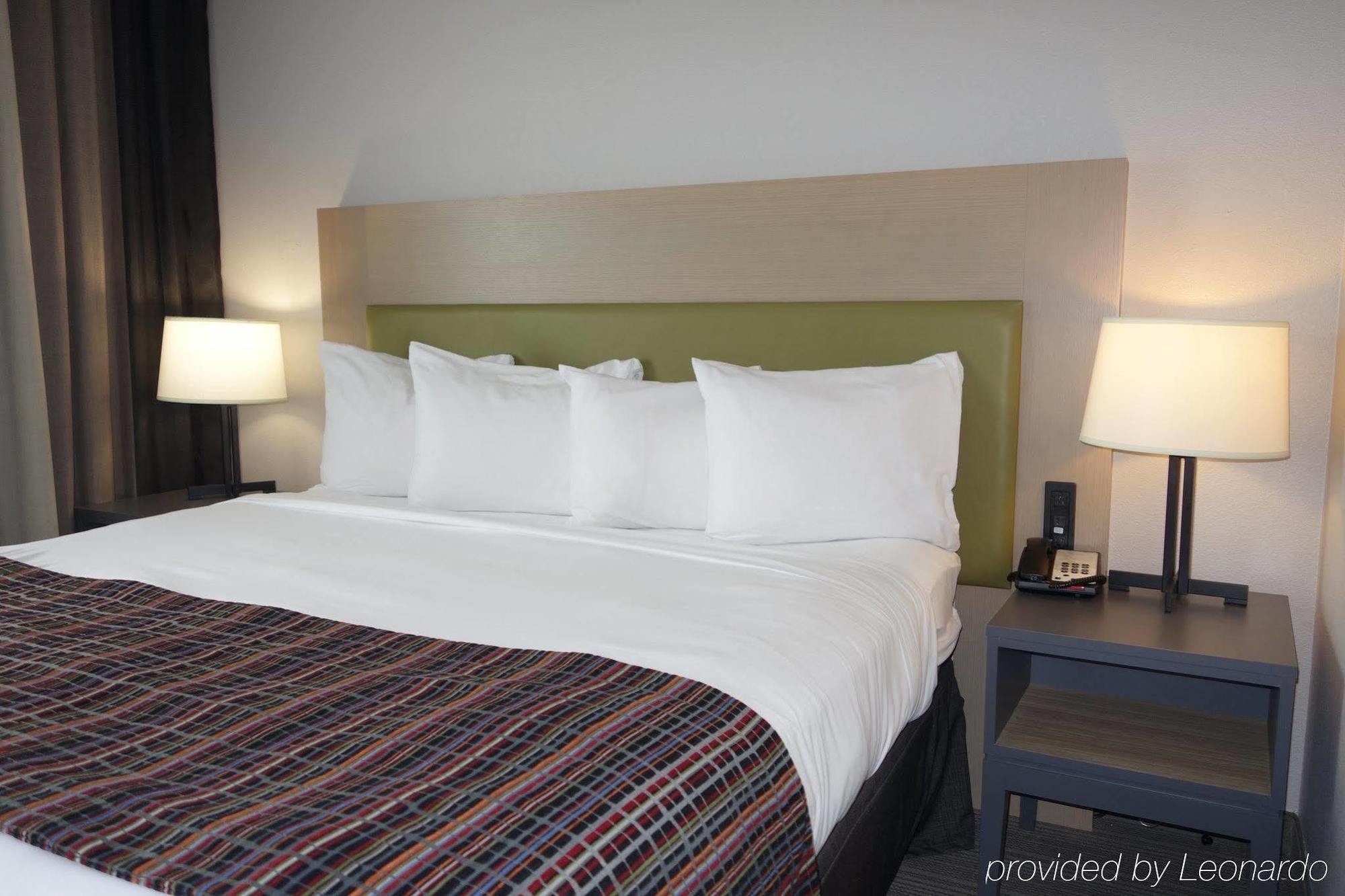 Country Inn & Suites By Radisson, Coralville, Ia מראה חיצוני תמונה